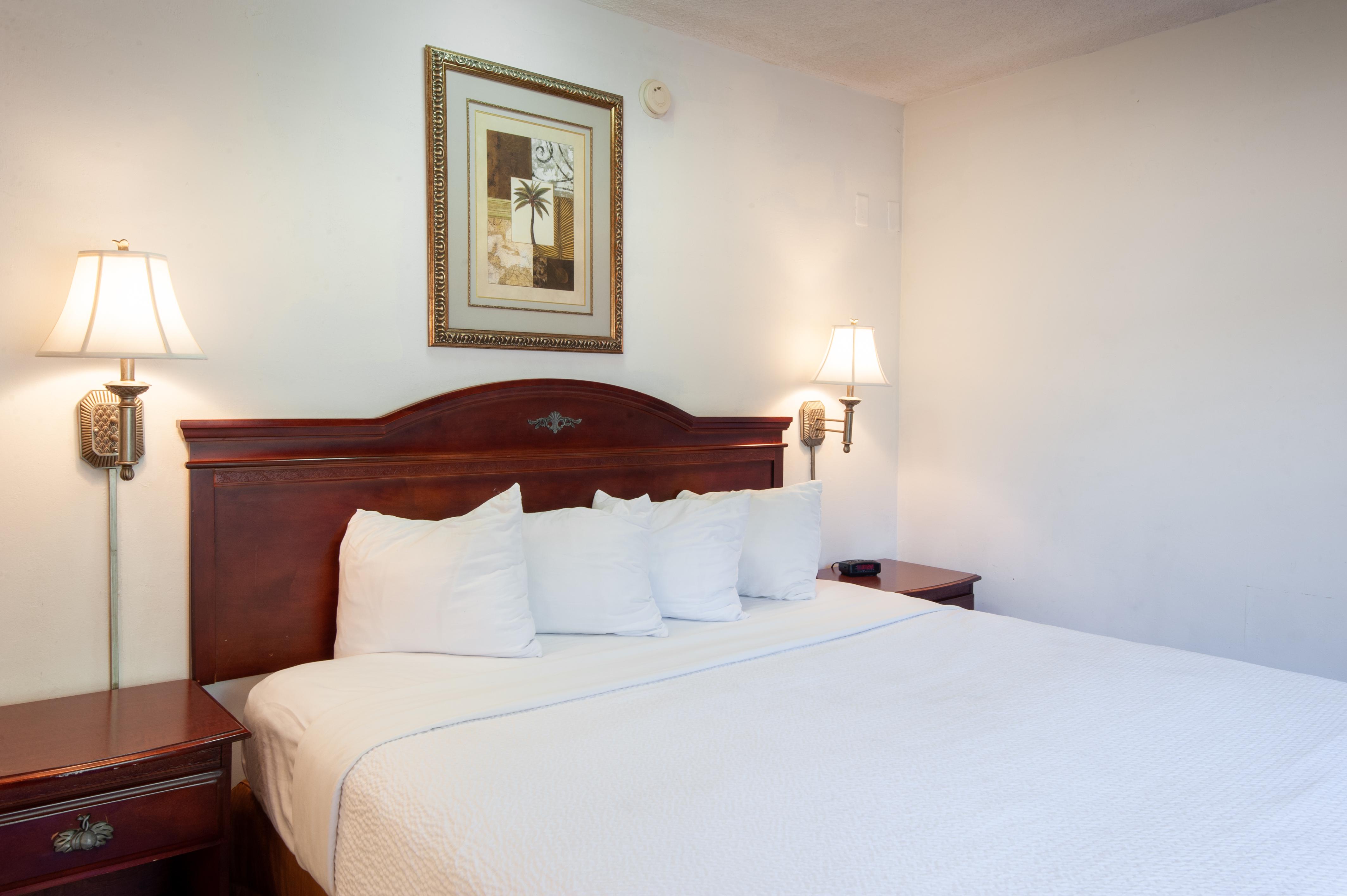 Studio City Court Yard Hotel Room photo