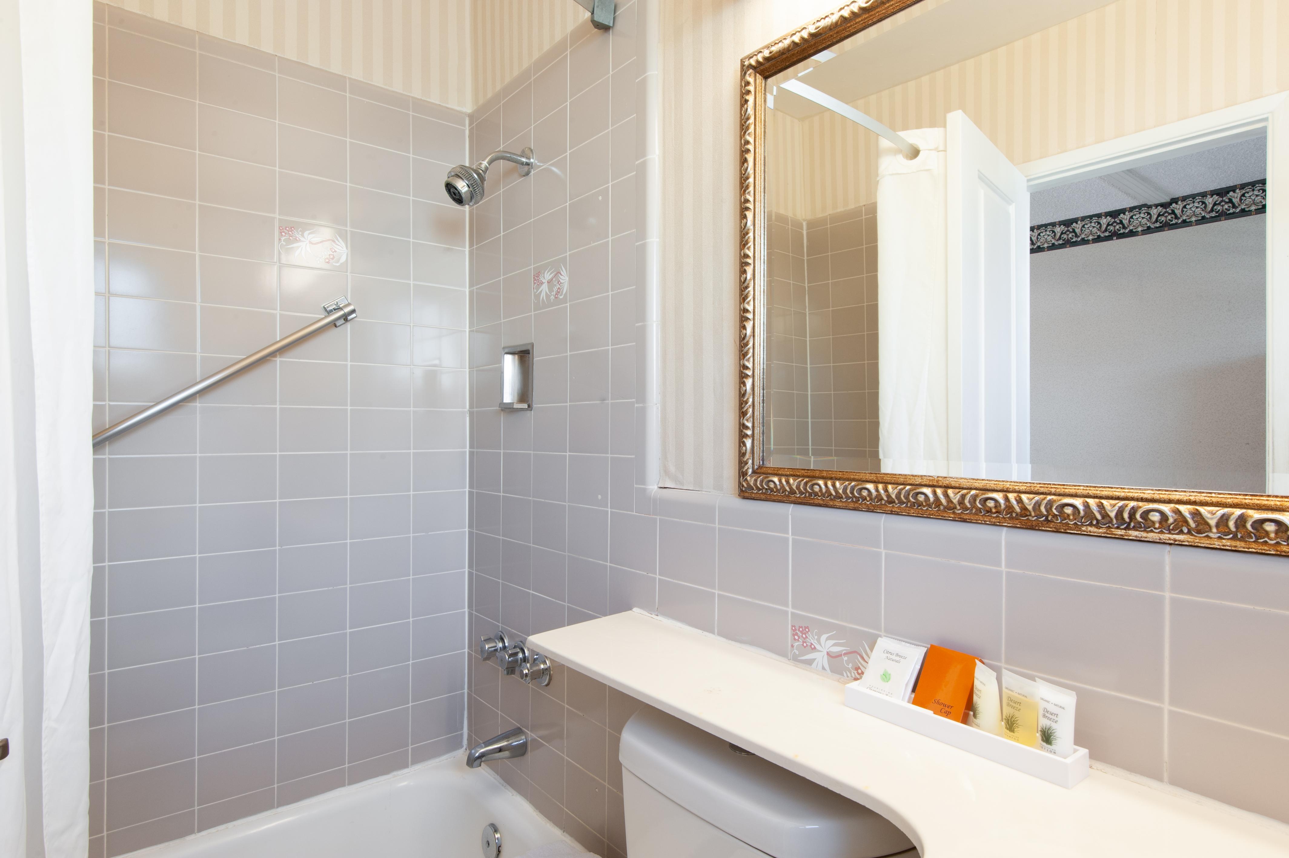 Studio City Court Yard Hotel Room photo