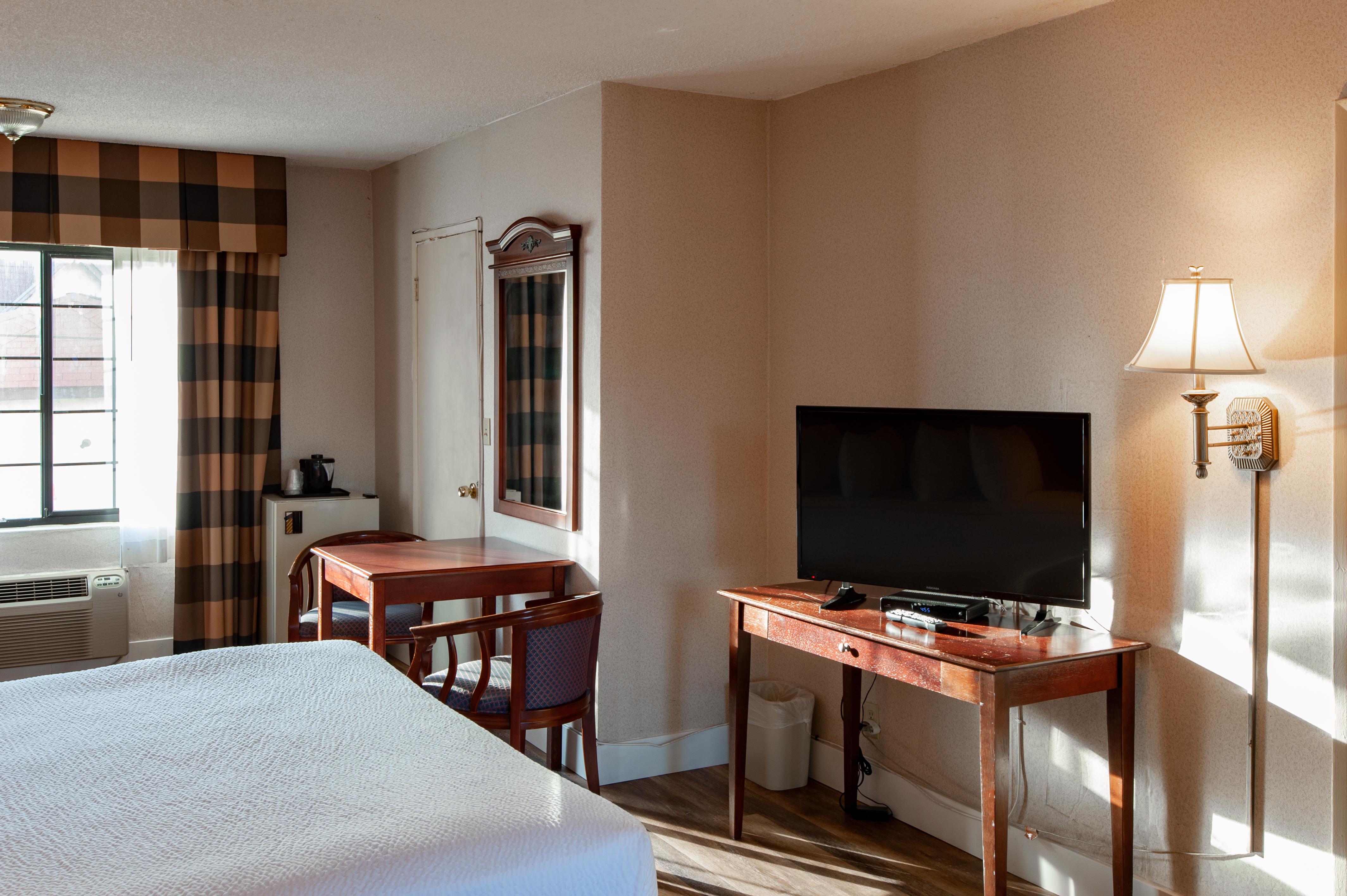 Studio City Court Yard Hotel Room photo