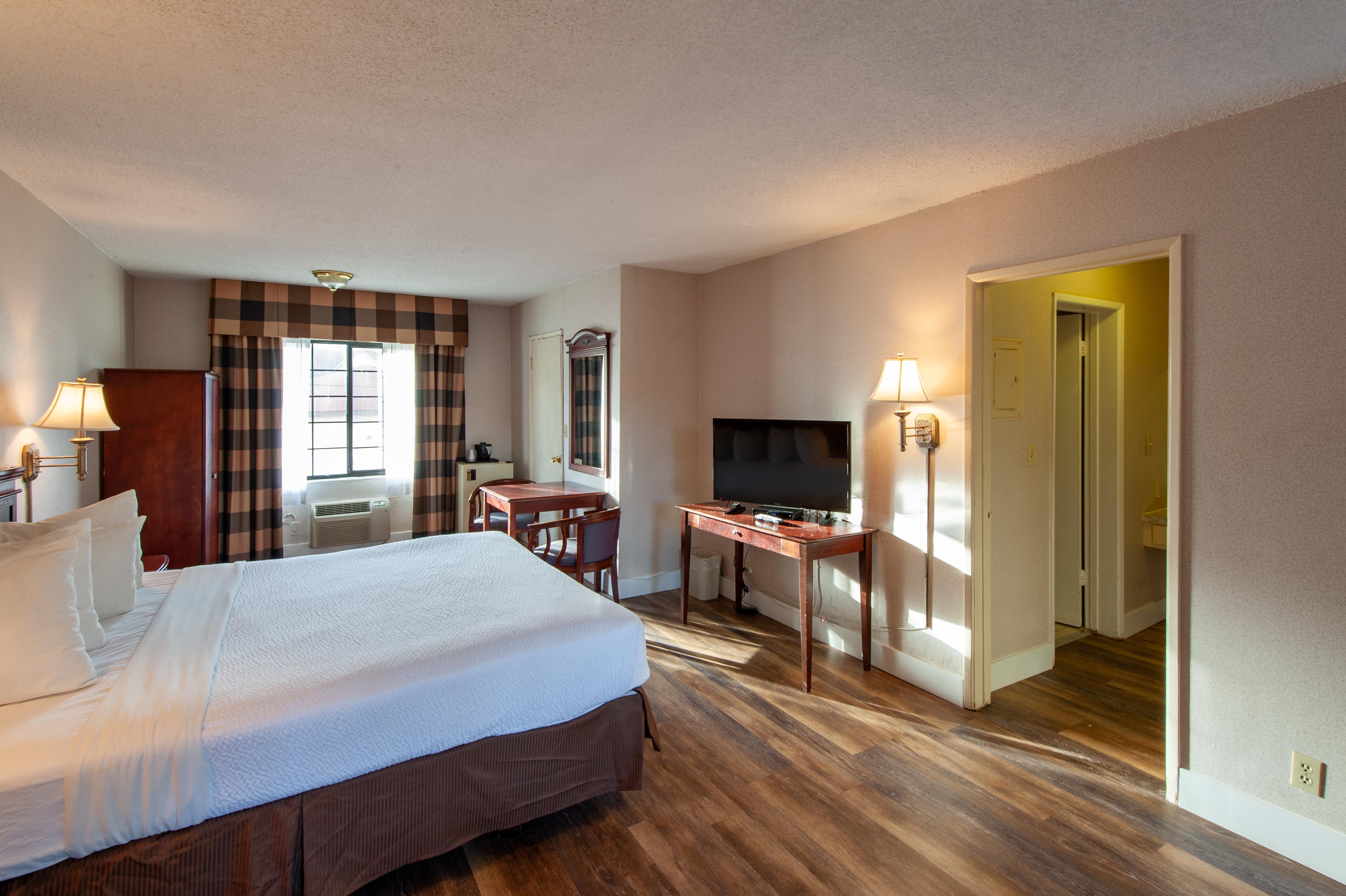 Studio City Court Yard Hotel Room photo